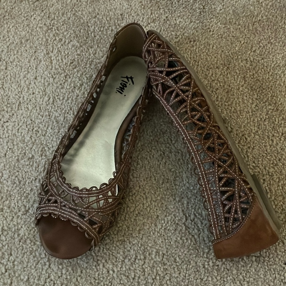 FIONI Clothing Women's Brown Peep-Toe Shoes